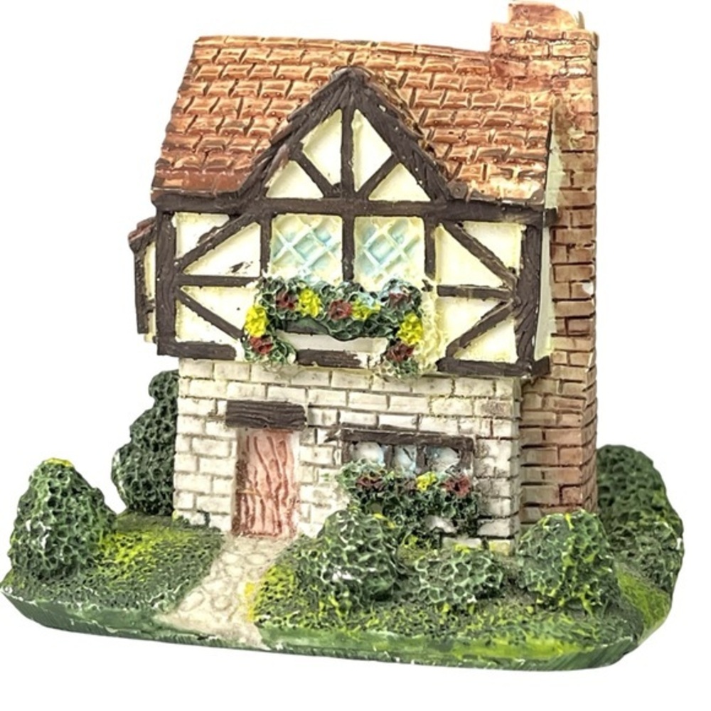 90’s Welcome Inn Cornwall Miniature Cottage Collectors Society 3 inch